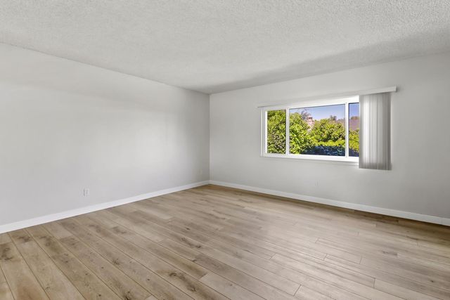 122 Harber Ct, Sacramento, CA 95864