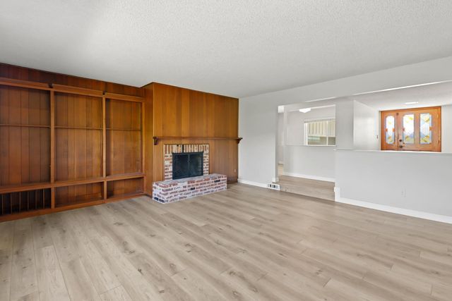 122 Harber Ct, Sacramento, CA 95864