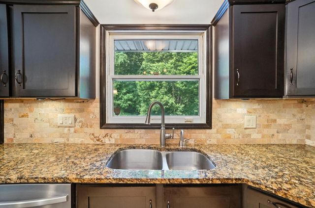 4109 Derr Road, Springfield, OH 45503