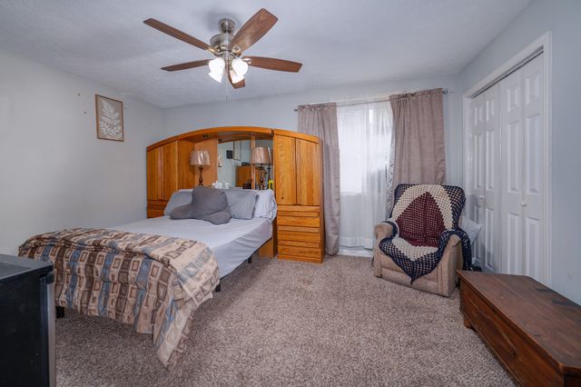 5 Rolling Meadows Dr, Goodlettsville, TN 37072