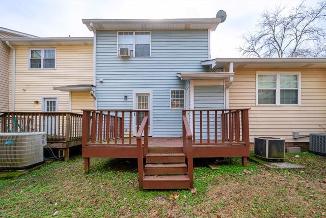 5 Rolling Meadows Dr, Goodlettsville, TN 37072