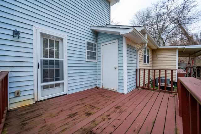 5 Rolling Meadows Dr, Goodlettsville, TN 37072