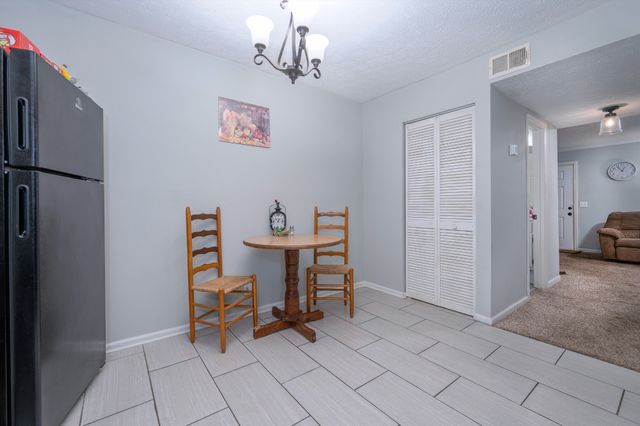 5 Rolling Meadows Dr, Goodlettsville, TN 37072
