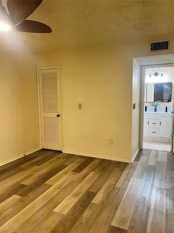 11707 RAINTREE VILLAGE BOULEVARD C, Temple Terrace, FL 33617