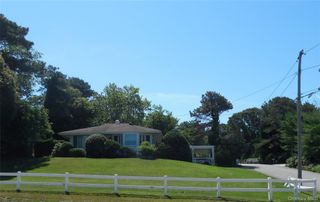 3 Wind Mill Lane, Hampton Bays, NY 11946