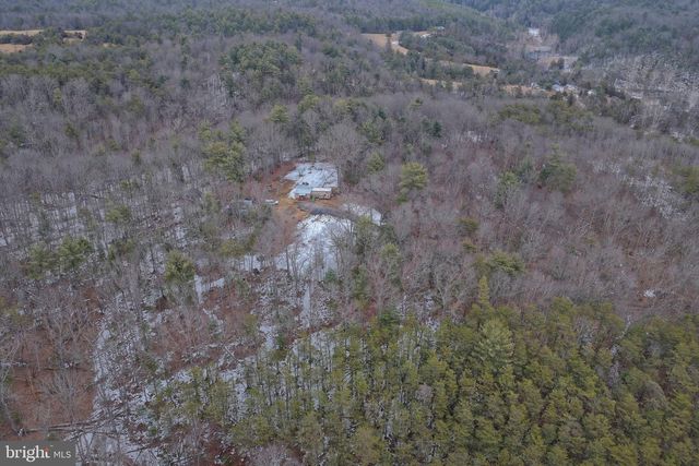 2034 JEROME RD, Mount Jackson, VA 22842