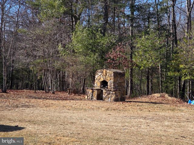 2034 JEROME RD, Mount Jackson, VA 22842