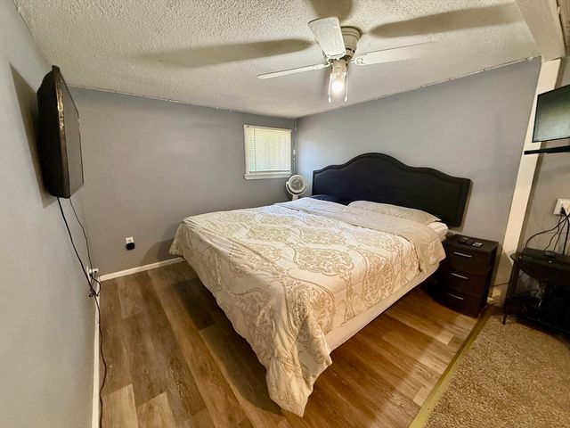 37 Grouse Dr, Chicopee, MA 01020