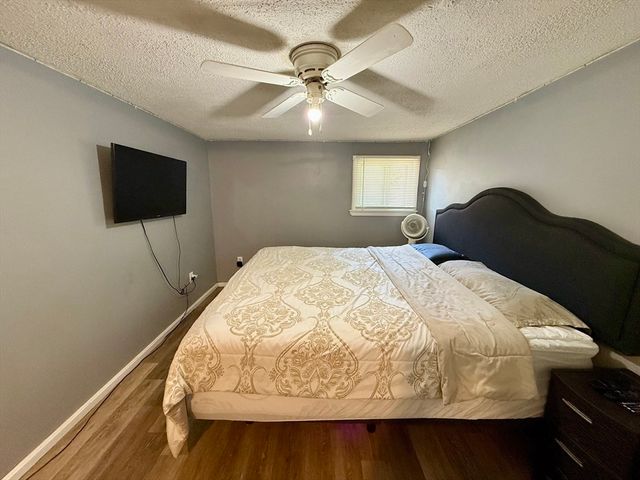37 Grouse Dr, Chicopee, MA 01020