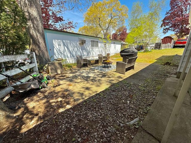 37 Grouse Dr, Chicopee, MA 01020