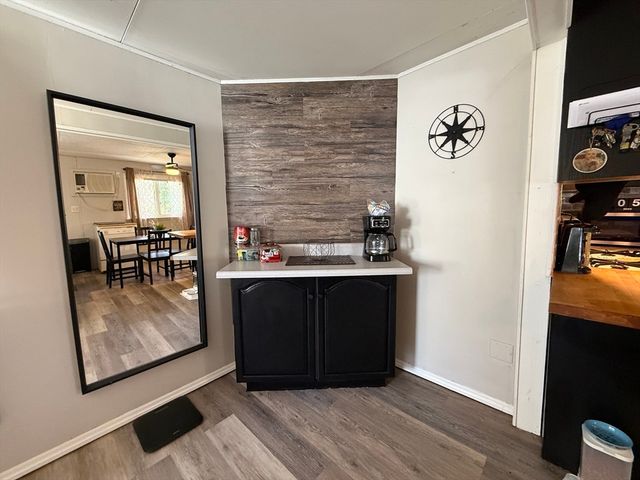 37 Grouse Dr, Chicopee, MA 01020