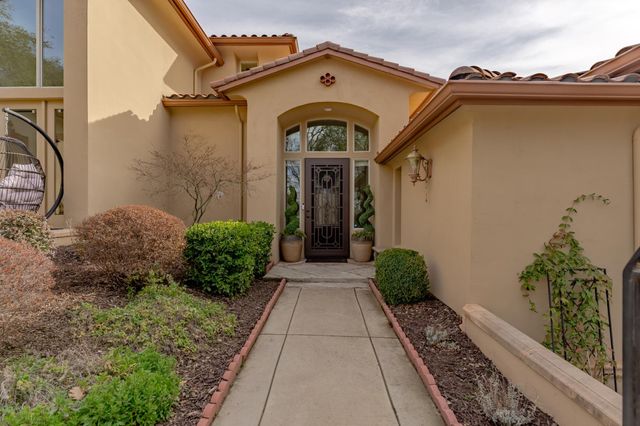 3847 Greenview Dr, El Dorado Hills, CA 95762