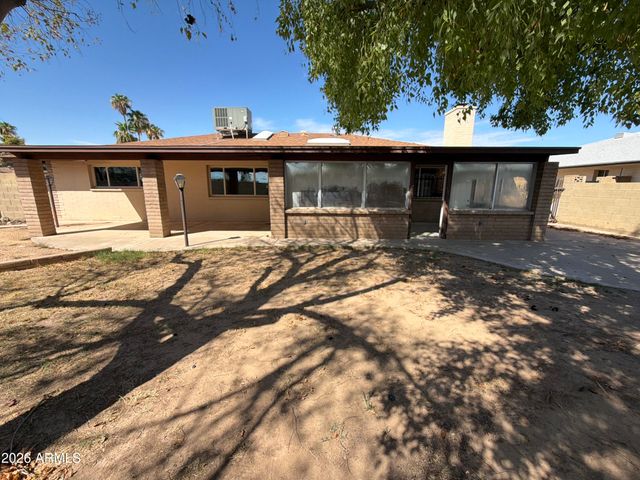 8301 N 47TH Drive, Glendale, AZ 85302