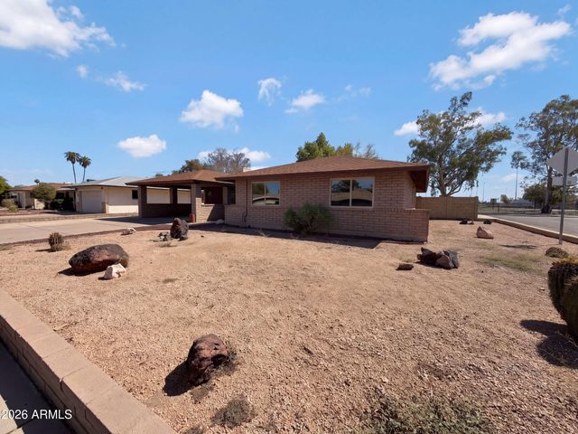 8301 N 47TH Drive, Glendale, AZ 85302