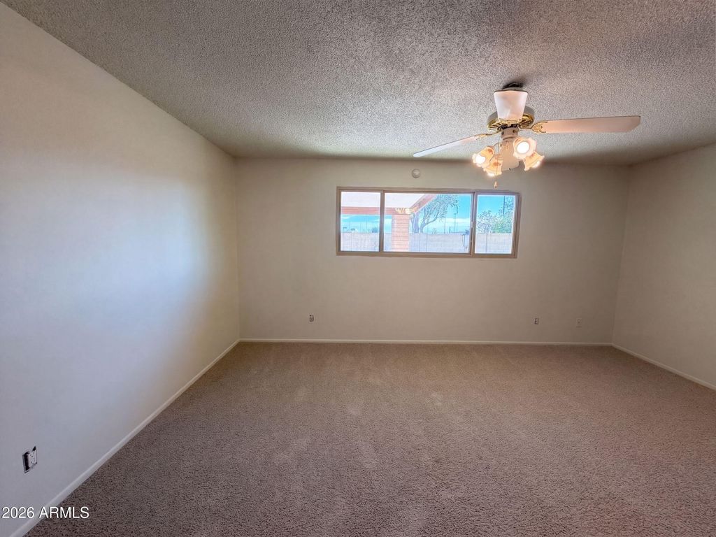 8301 N 47TH Drive, Glendale, AZ 85302 — photo 4