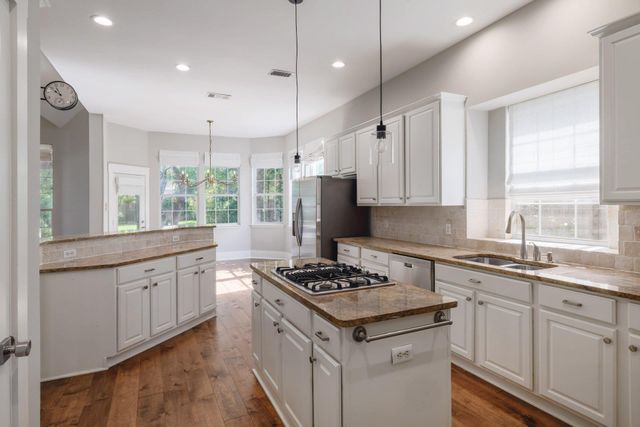 5512 Ballenton LN, Austin, TX 78739