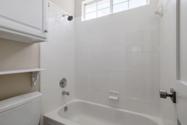 5512 Ballenton LN, Austin, TX 78739