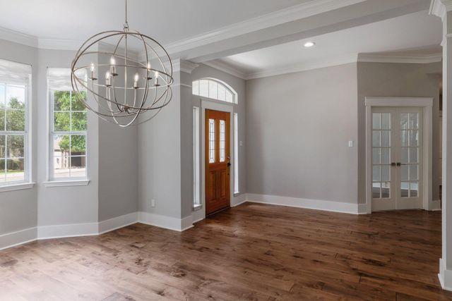 5512 Ballenton LN, Austin, TX 78739