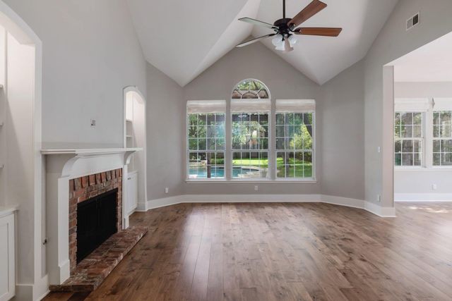 5512 Ballenton LN, Austin, TX 78739