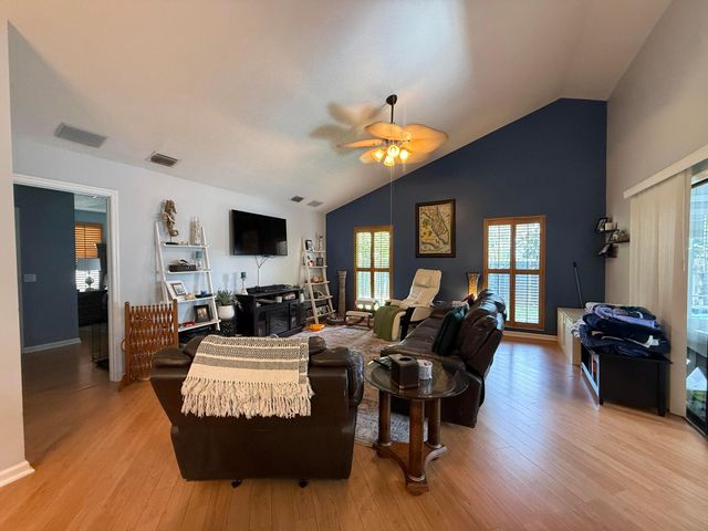 6050 Linton Street, Jupiter, FL 33458