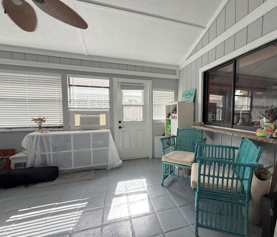 6050 Linton Street, Jupiter, FL 33458