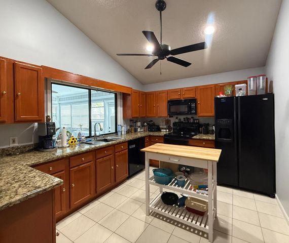 6050 Linton Street, Jupiter, FL 33458