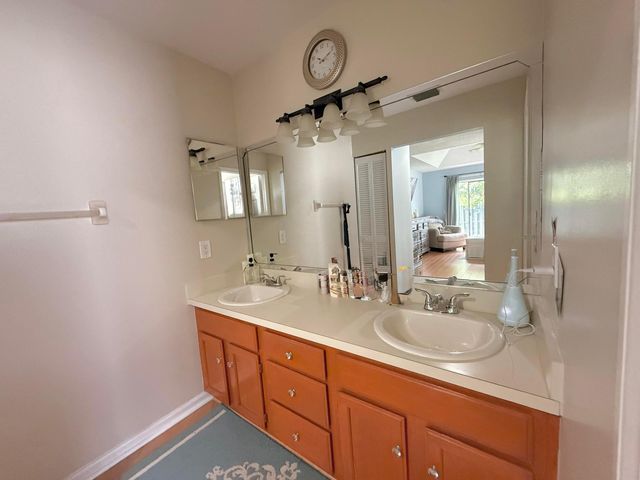 6050 Linton Street, Jupiter, FL 33458