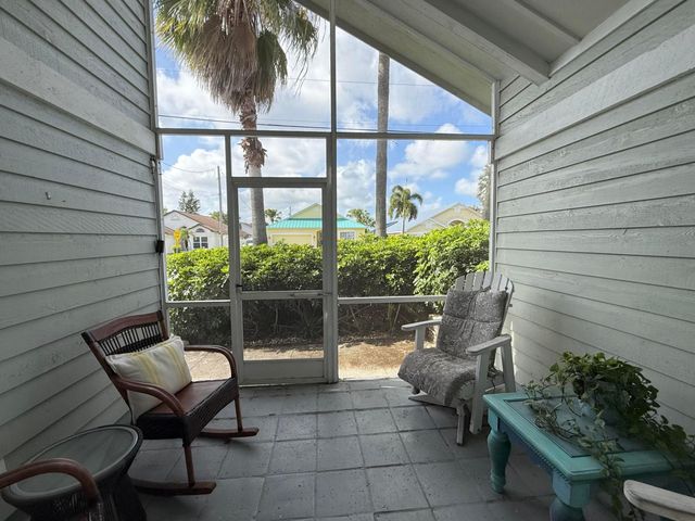6050 Linton Street, Jupiter, FL 33458