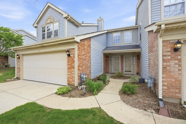 1411 CLUB Drive C, Glendale Heights, IL 60139