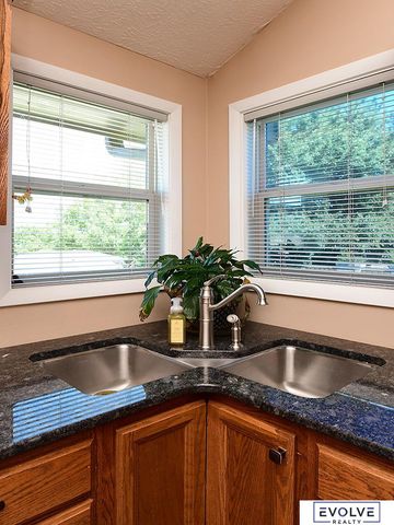 13308 S 34Th Street, Bellevue, NE 68123