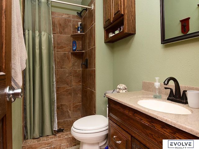 13308 S 34Th Street, Bellevue, NE 68123