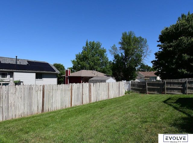 13308 S 34Th Street, Bellevue, NE 68123
