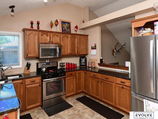 13308 S 34Th Street, Bellevue, NE 68123