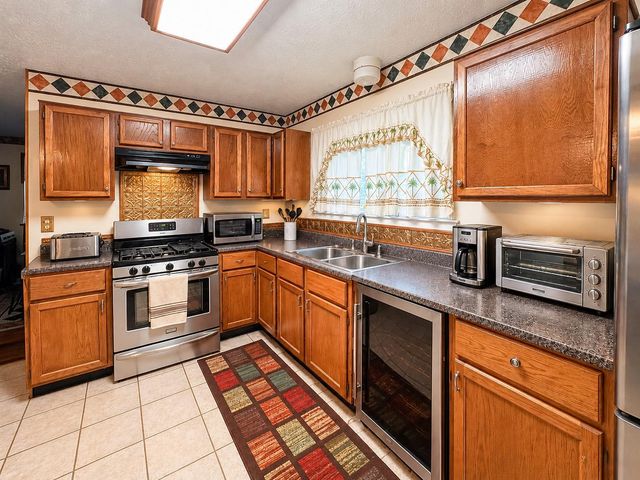 1714 Grand Park Drive, Missouri City, TX 77489