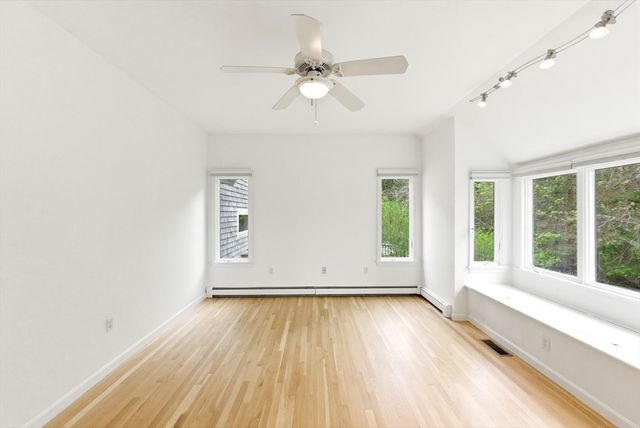 7 Shadow Farm Ln, Rochester, MA 02770