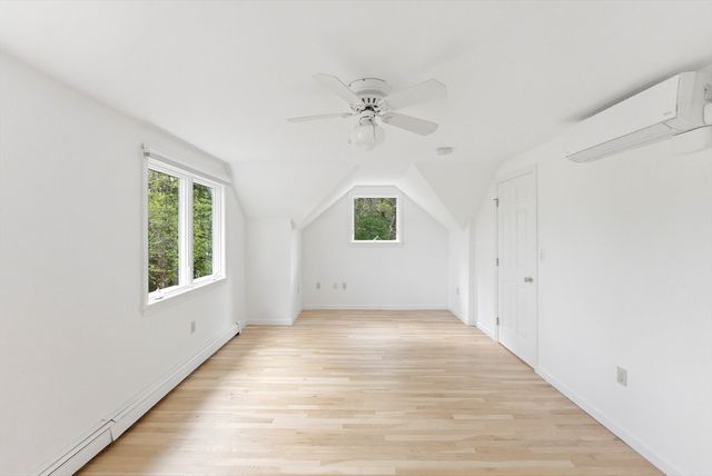7 Shadow Farm Ln, Rochester, MA 02770
