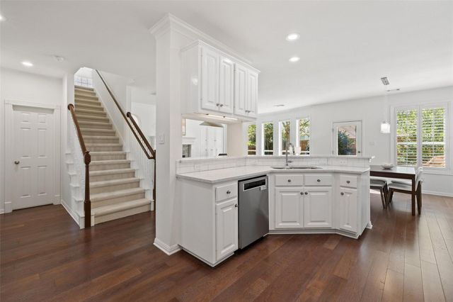 9805 Drip Rock LN, Austin, TX 78730