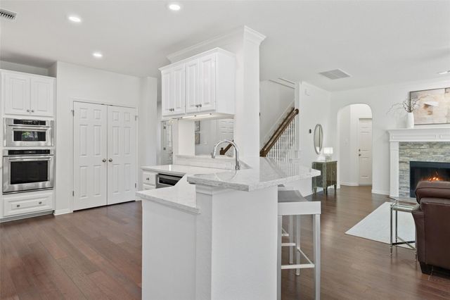 9805 Drip Rock LN, Austin, TX 78730