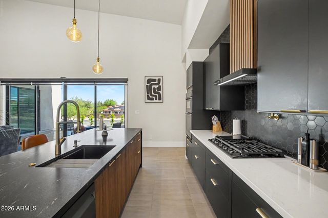 17872 W ESTES Way, Goodyear, AZ 85338