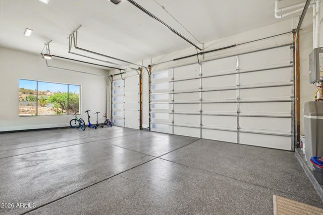 17872 W ESTES Way, Goodyear, AZ 85338