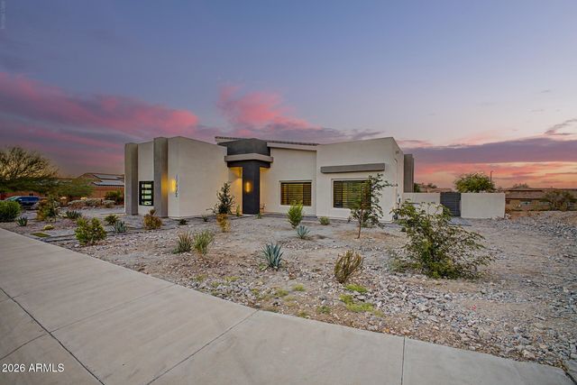 17872 W ESTES Way, Goodyear, AZ 85338