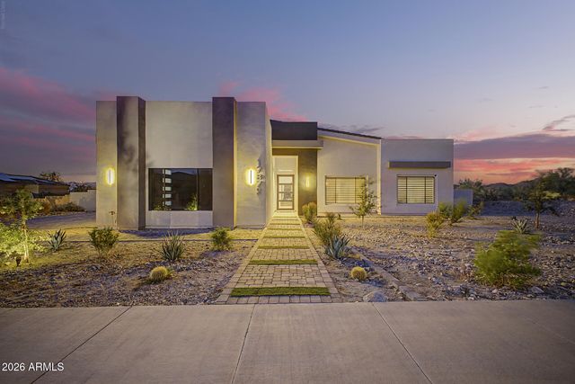 17872 W ESTES Way, Goodyear, AZ 85338