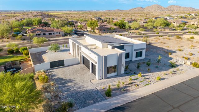 17872 W ESTES Way, Goodyear, AZ 85338