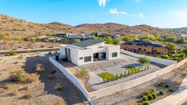 17872 W ESTES Way, Goodyear, AZ 85338