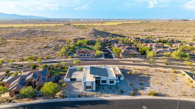 17872 W ESTES Way, Goodyear, AZ 85338