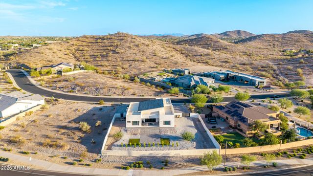 17872 W ESTES Way, Goodyear, AZ 85338