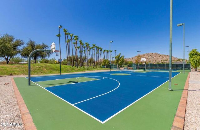 17872 W ESTES Way, Goodyear, AZ 85338