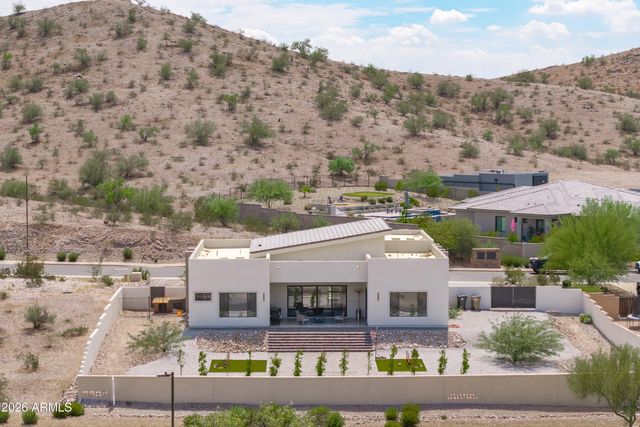 17872 W ESTES Way, Goodyear, AZ 85338