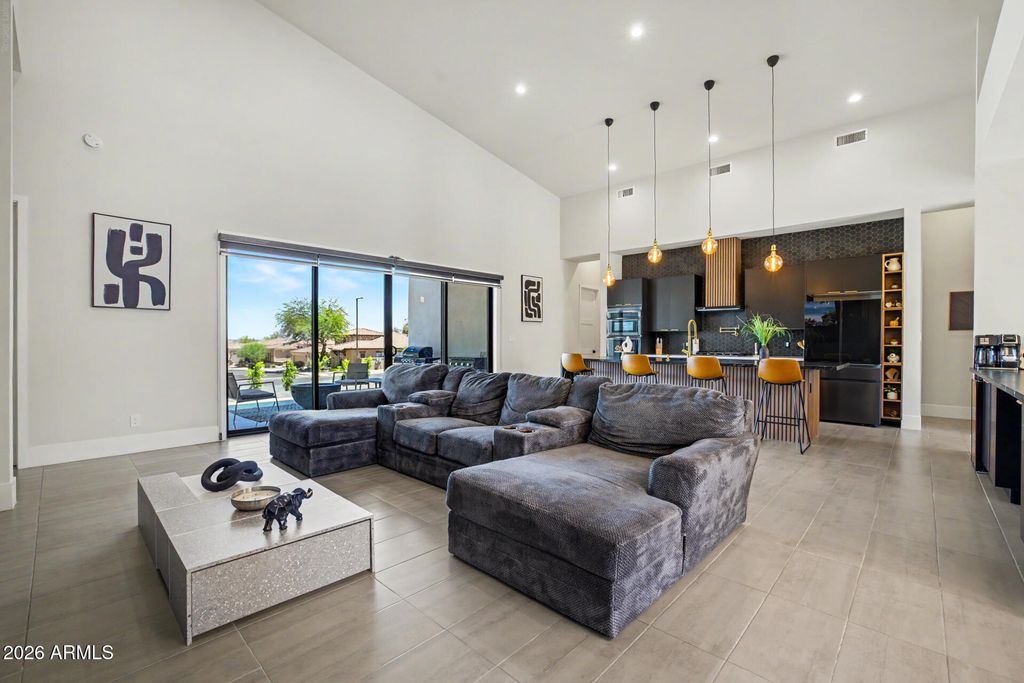 17872 W ESTES Way, Goodyear, AZ 85338 — photo 4