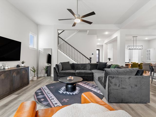 8805 Grand Avenue, North Richland Hills, TX 76180